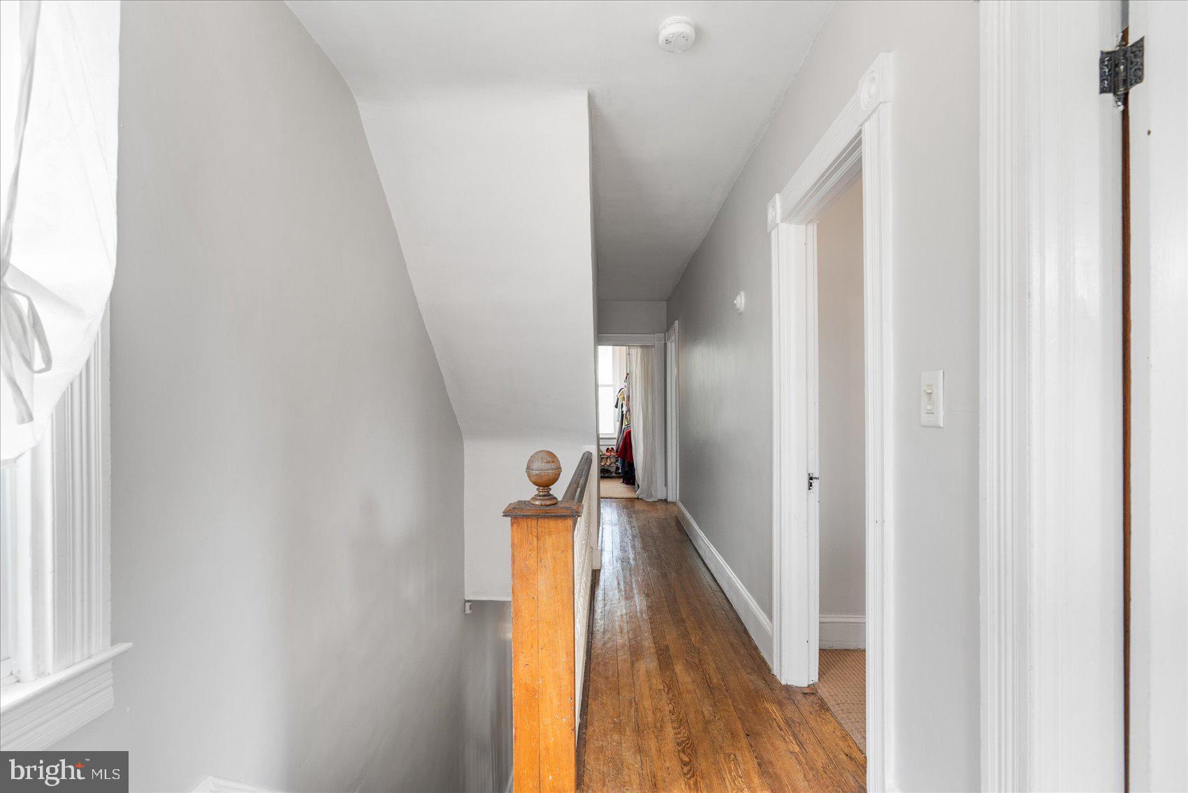 505 Cedarcroft Road Baltimore, MD 21212 - Photo 19 of 48 Hallway