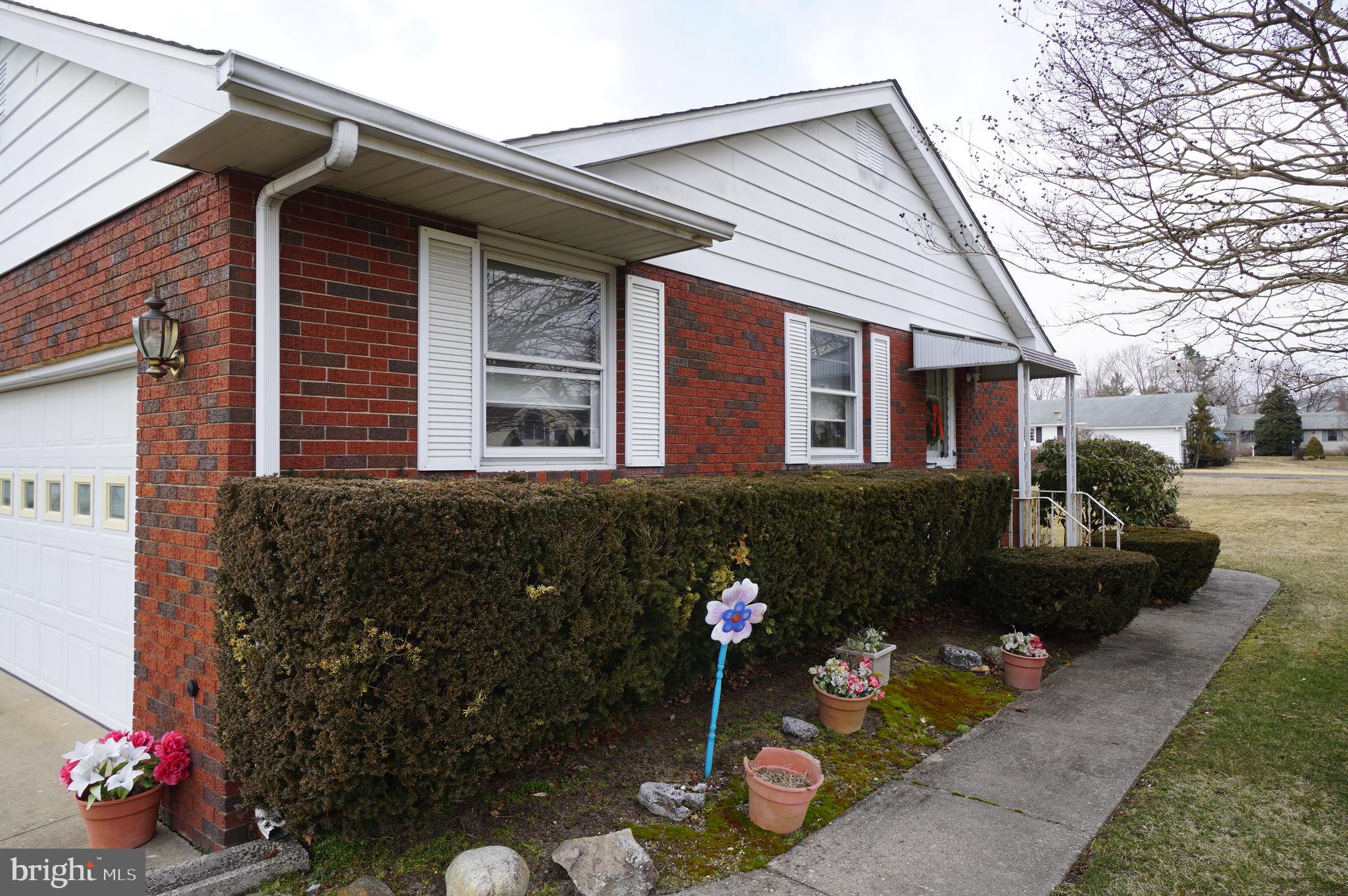 1910 Kings Road Vineland, NJ 08361 - Photo 3 of 30