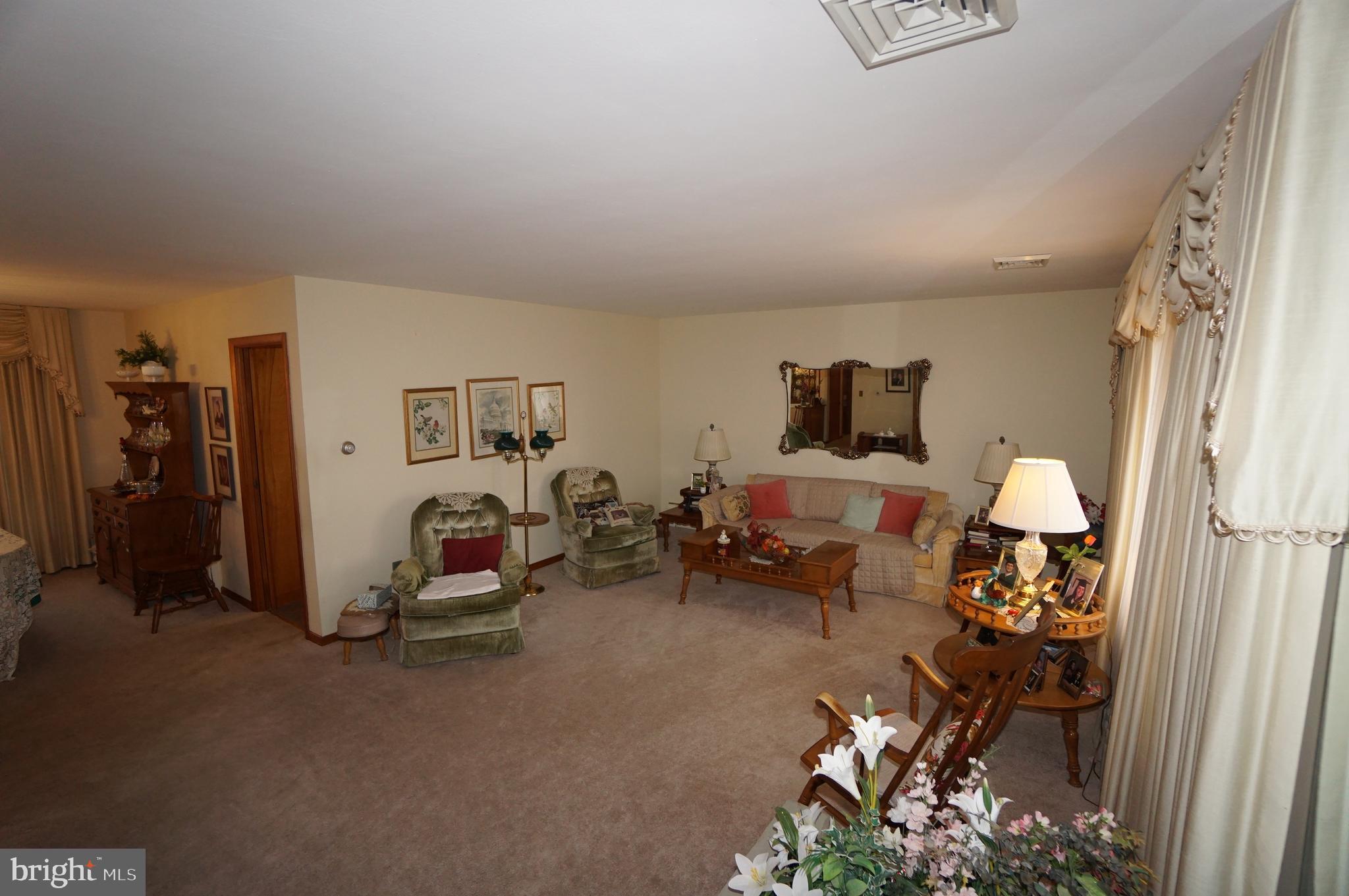 1910 Kings Road Vineland, NJ 08361 - Photo 6 of 30