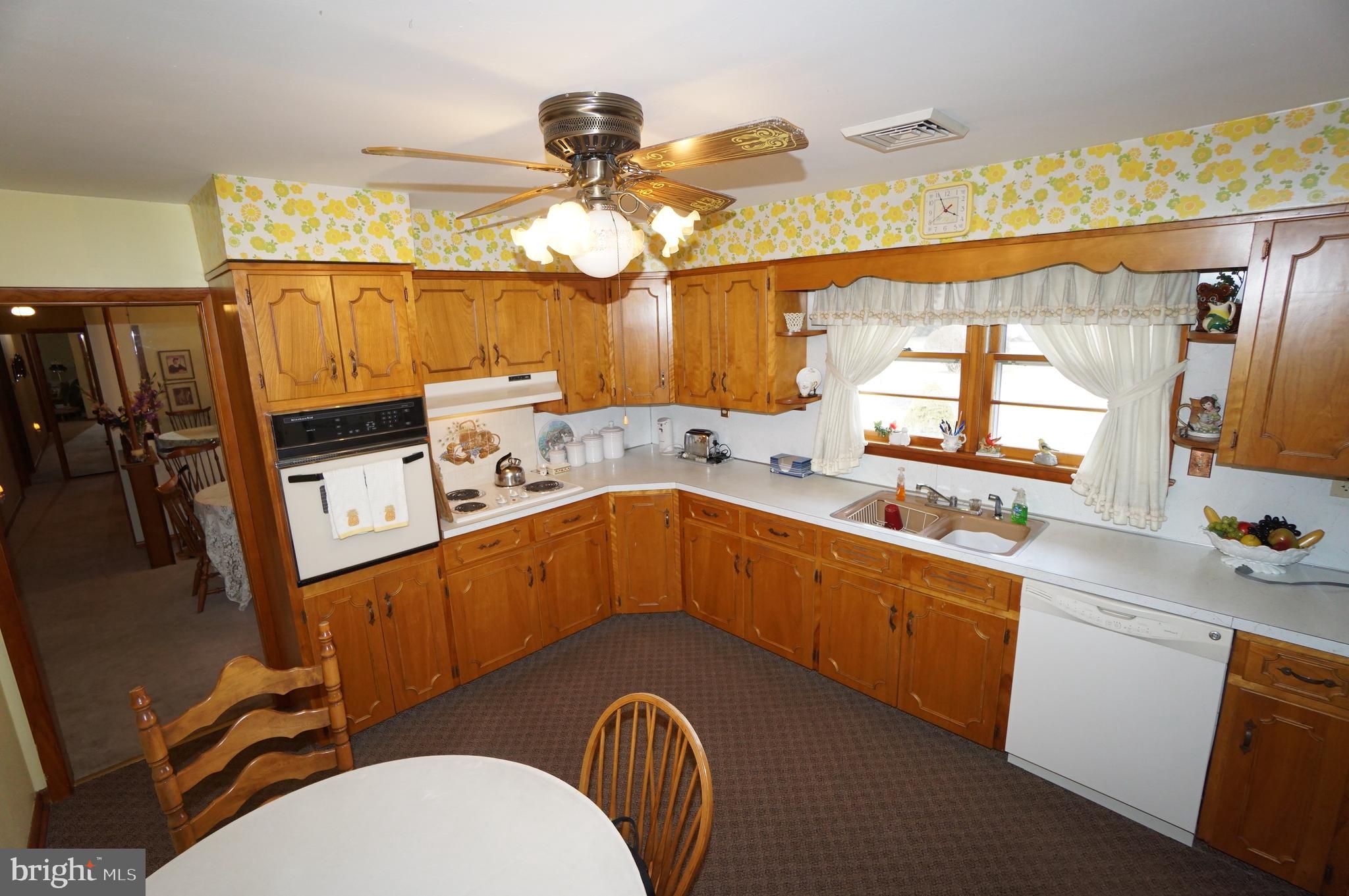1910 Kings Road Vineland, NJ 08361 - Photo 10 of 30