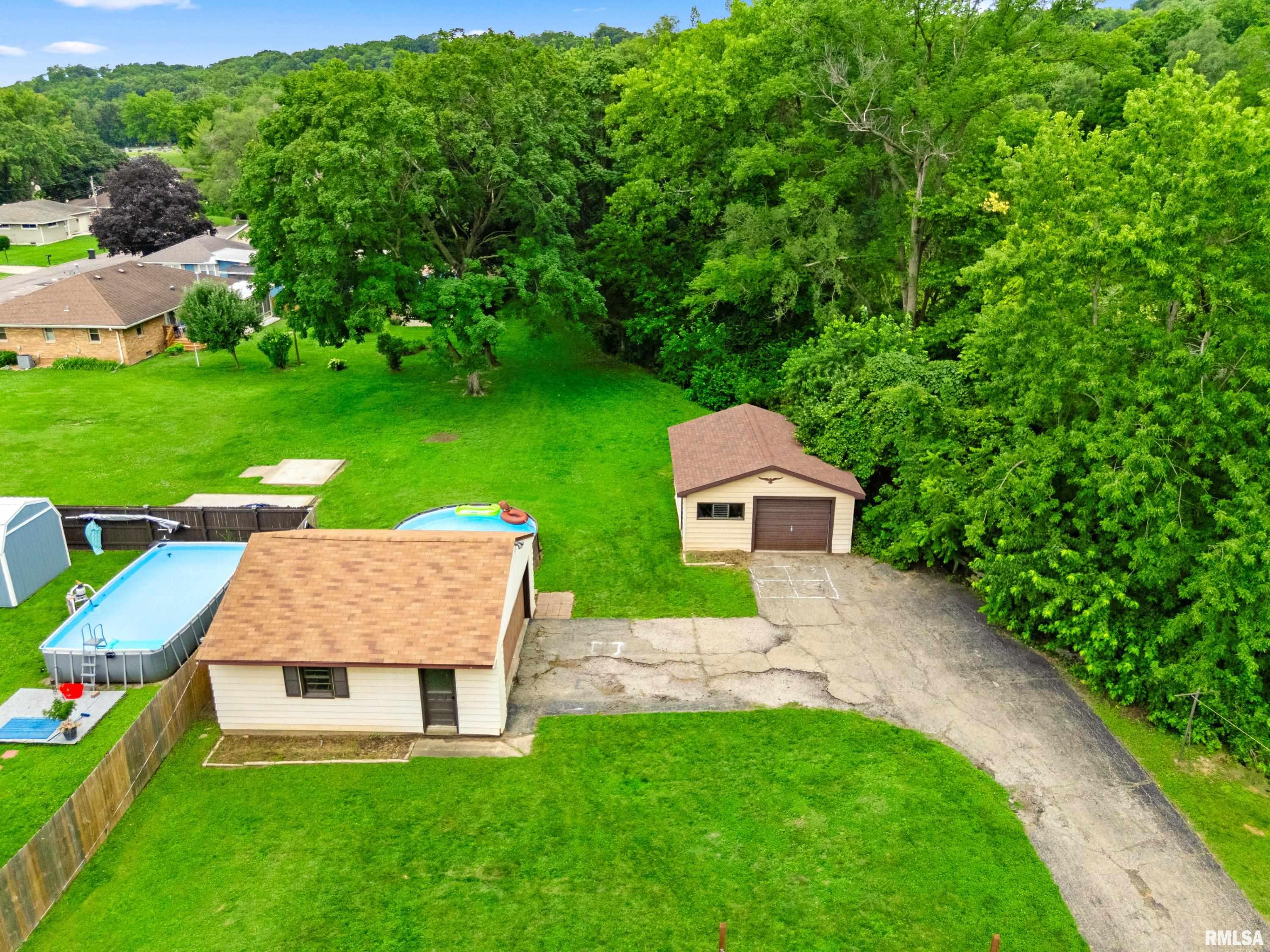 201 Brookview Road East Peoria, IL 61611 - Photo 44 of 46 Gallery Image 44