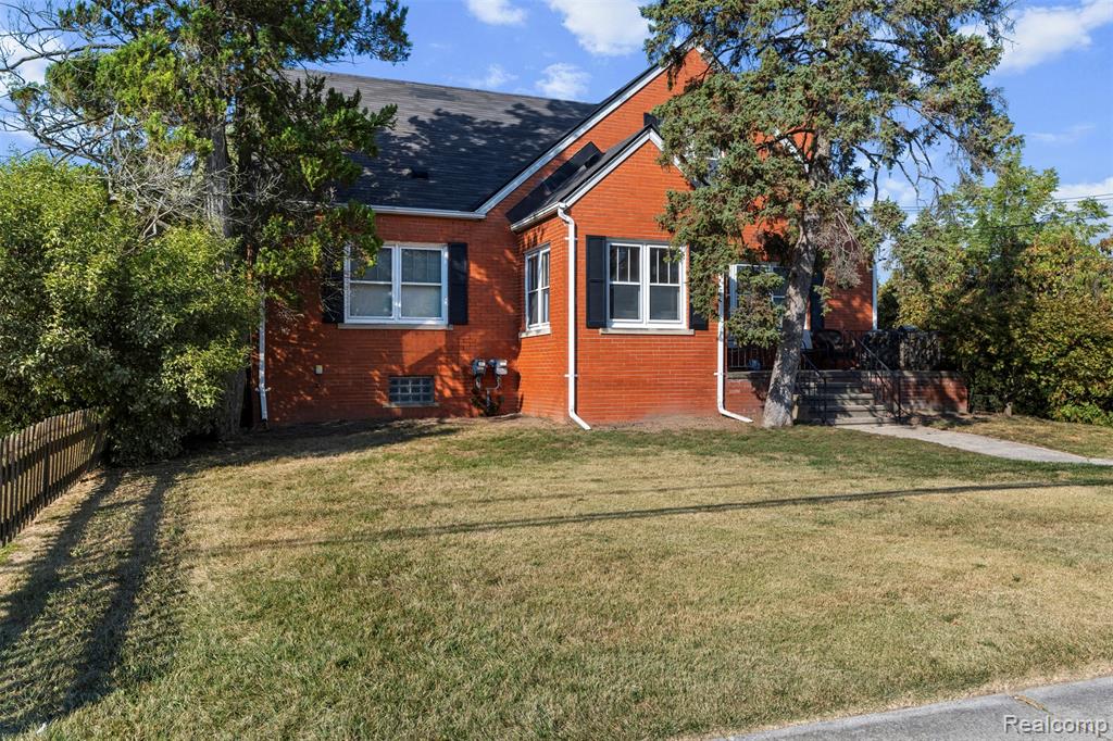2735 East Maple Road Troy, MI 48083 - Photo 4 of 57