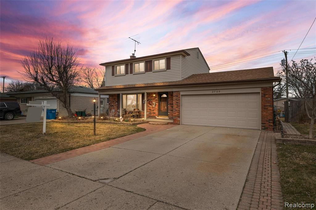 2709 Common Road Warren, MI 48092 - Photo 1 of 27 Gallery Image 1