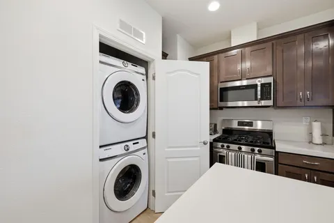 $334,000 | 7368 Hollister Avenue, Unit SPC 32, Goleta, CA 93117