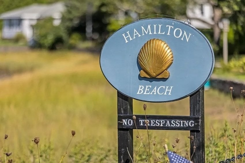 10 Surf Avenue Wareham, MA 02571 - Photo 2 of 14