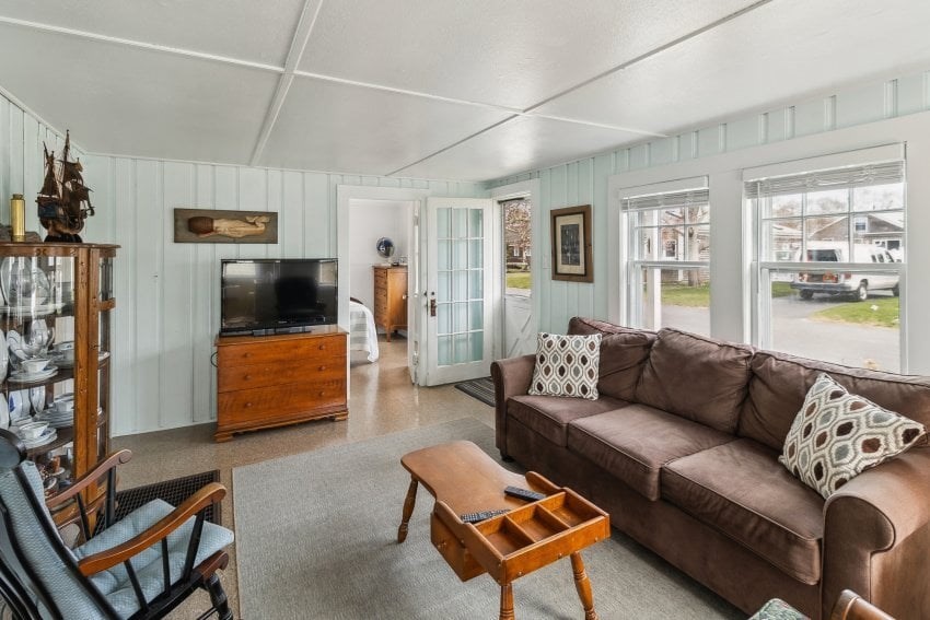 10 Surf Avenue Wareham, MA 02571 - Photo 5 of 14 a living room with furniture and a flat screen tv