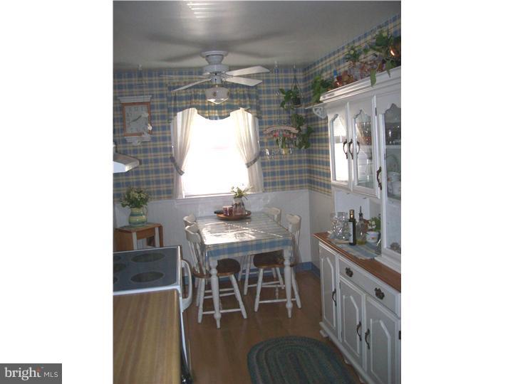 416 East Rodgers Street Ridley Park, PA 19078 - Photo 9 of 25 Kitchen