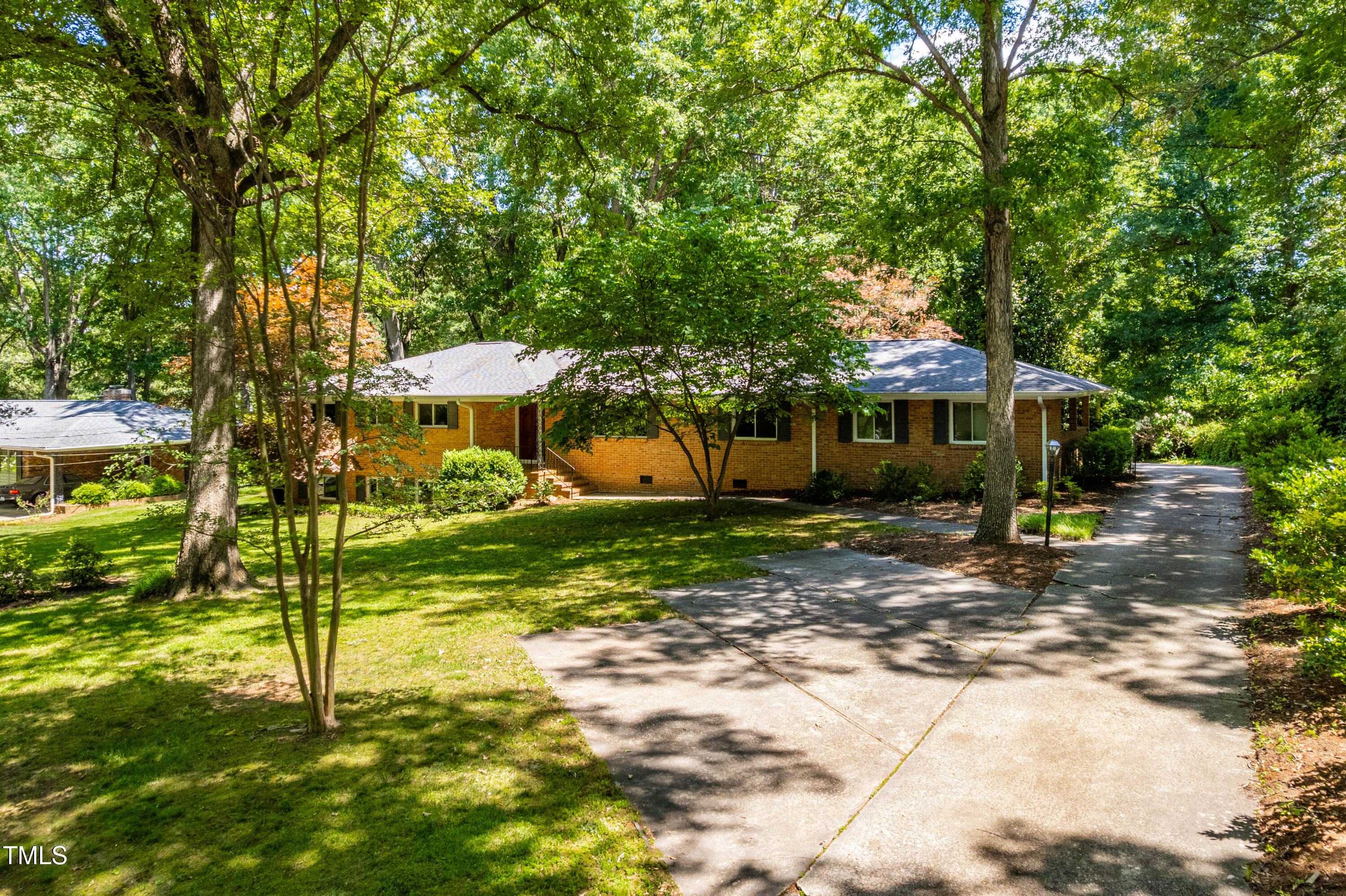 5205 Rembert Drive Raleigh, NC 27612 - Photo 3 of 41 MLS3