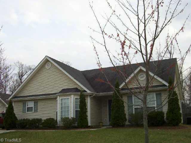633 Fox Ridge Road Greensboro, NC 27406 - Photo 1 of 1 Exterior Front.