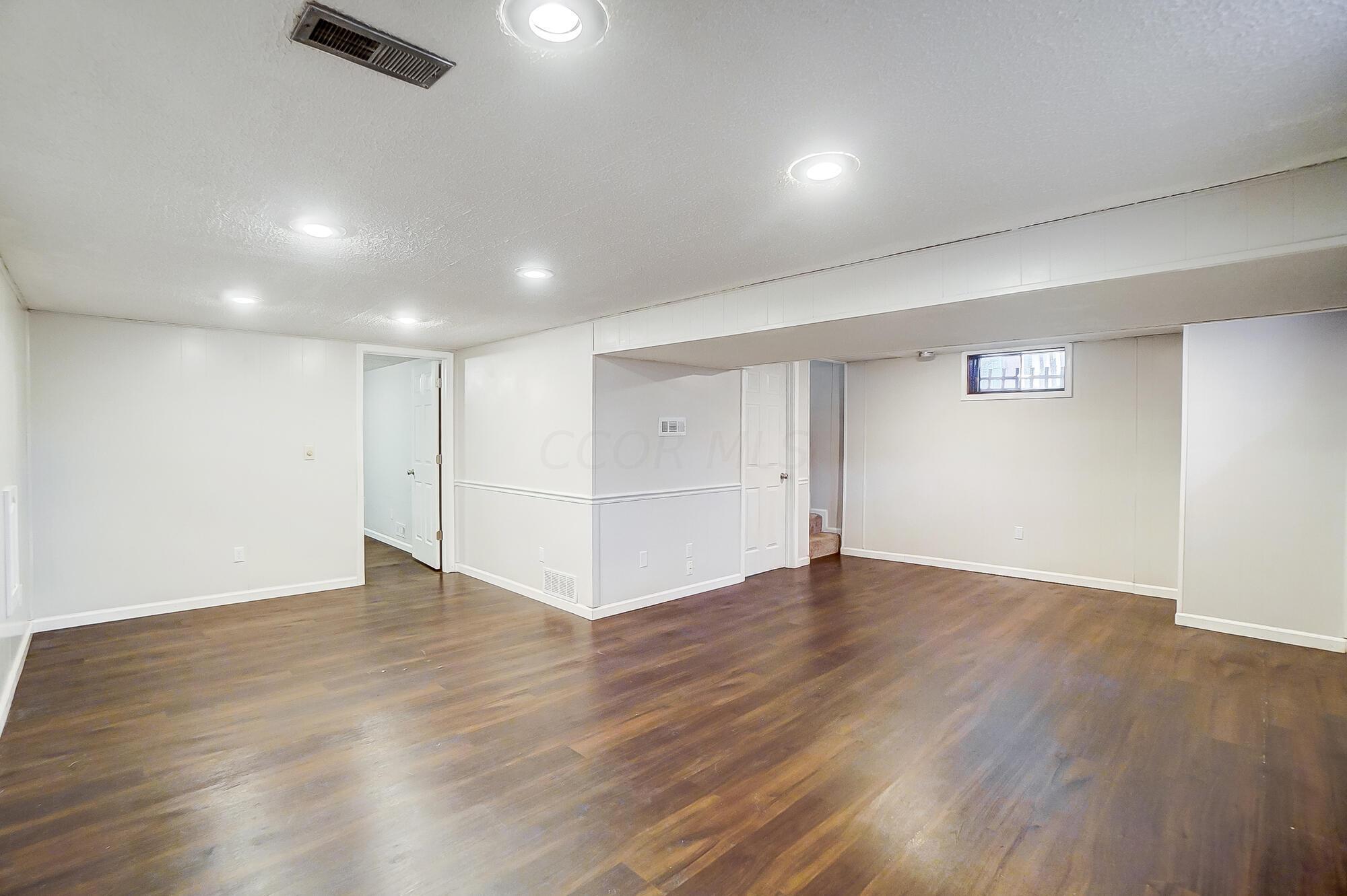 3075 Whitlow Road Columbus, OH 43232 - Photo 28 of 45 Rec Room