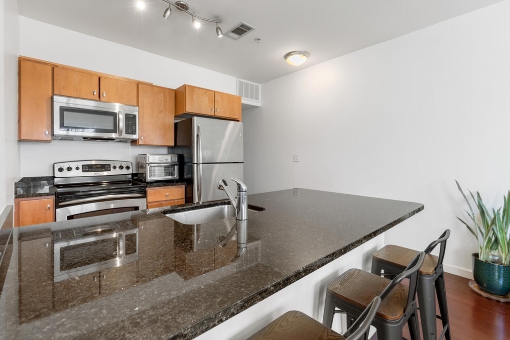 4 Repton Place, Unit 4105 Watertown, MA 02472 - Photo 11 of 40