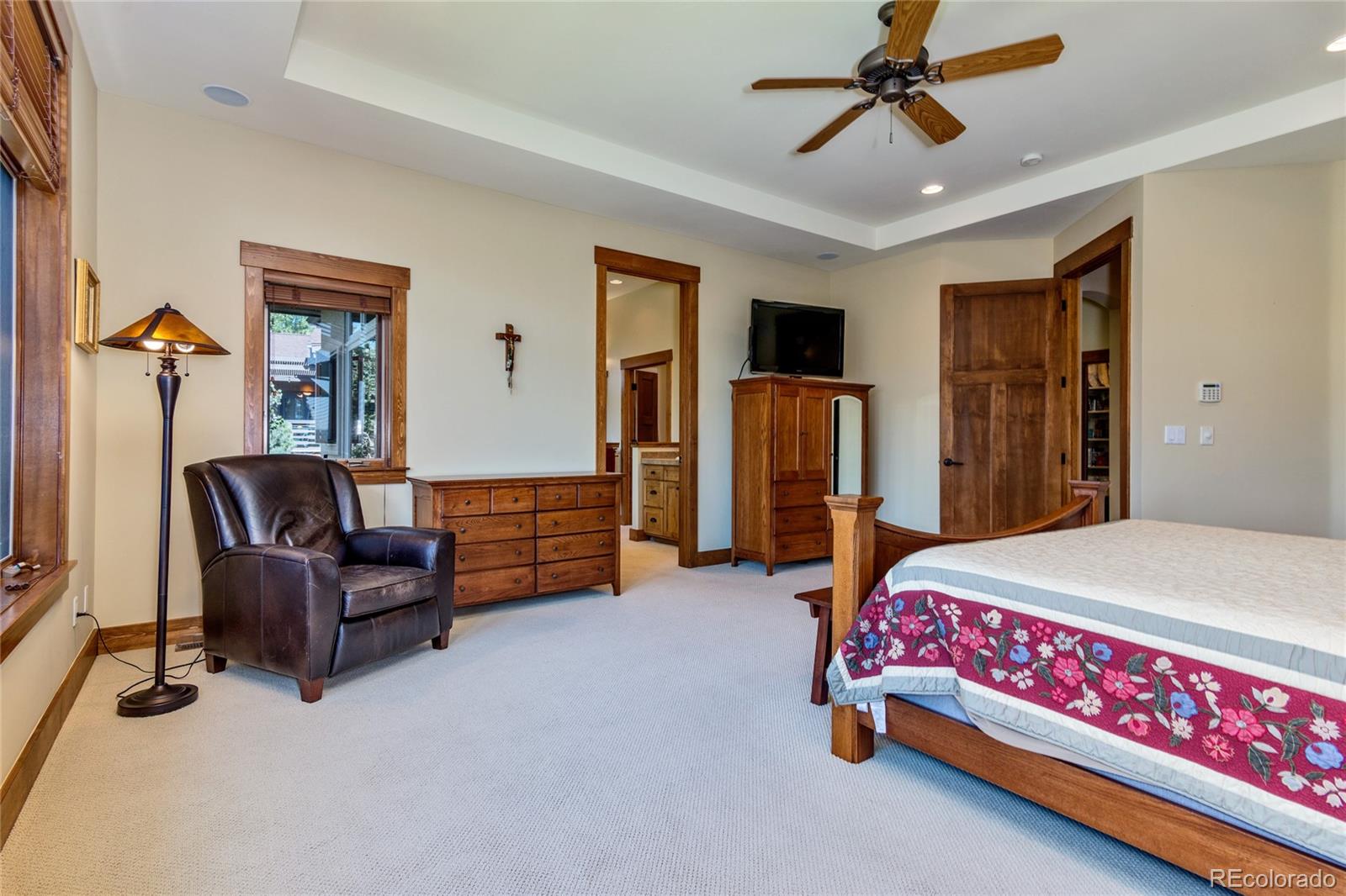 301 Cliff Line Road Golden, CO 80403 - Photo 17 of 40 Gallery Image 17