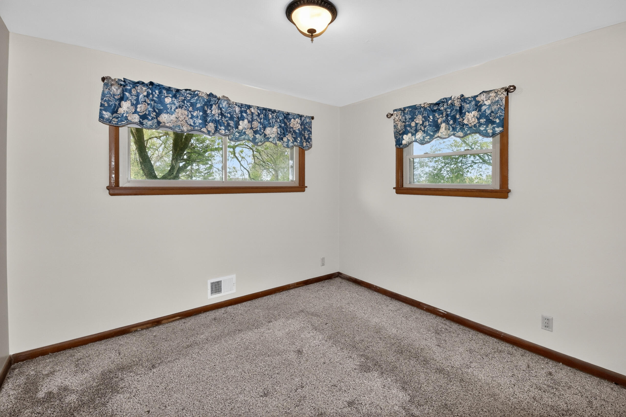 3440 West 5 Mile Road Raymond, WI 53108 - Photo 13 of 27 Primary Bedroom