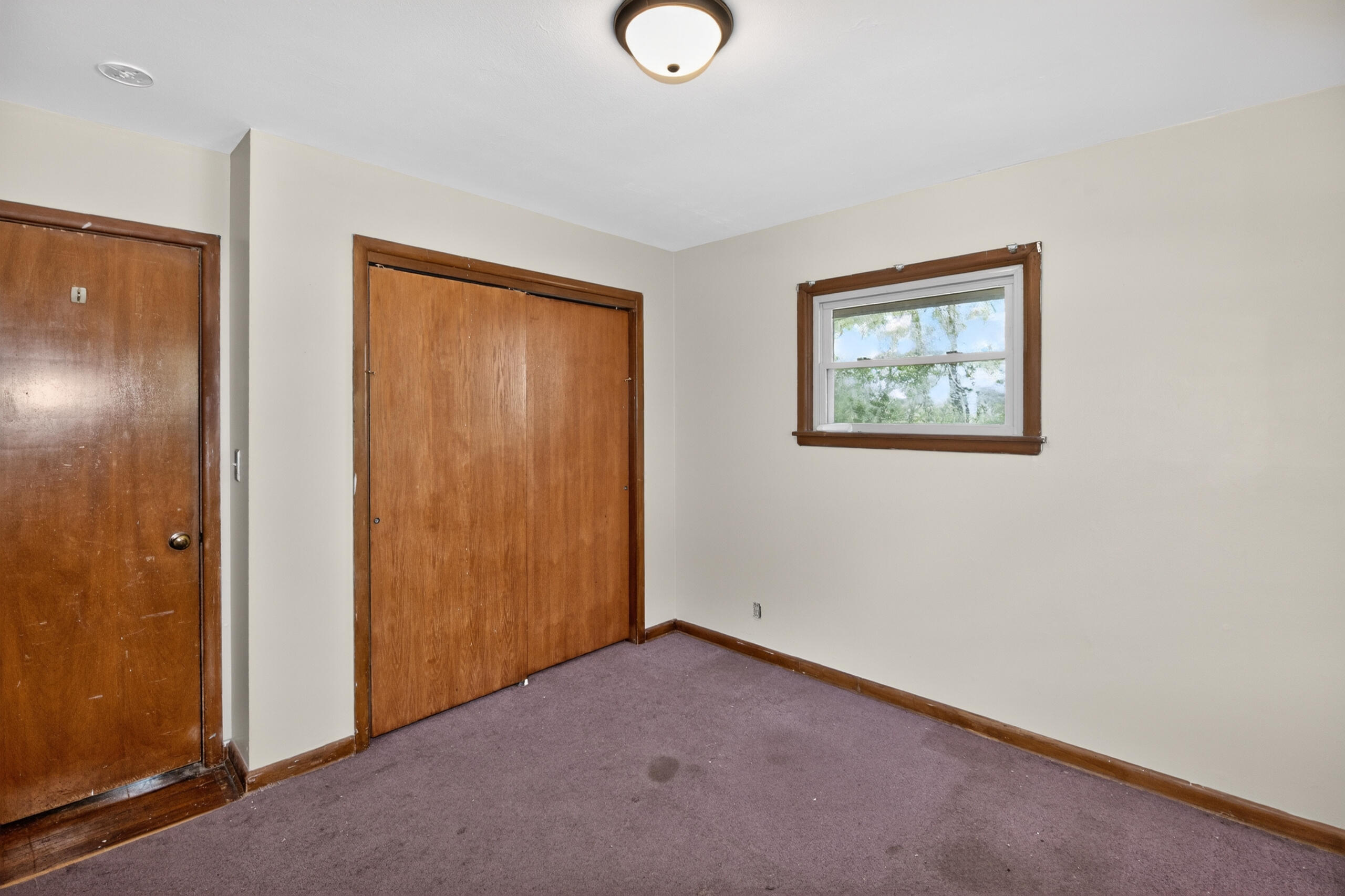 3440 West 5 Mile Road Raymond, WI 53108 - Photo 16 of 27 2nd Bedroom
