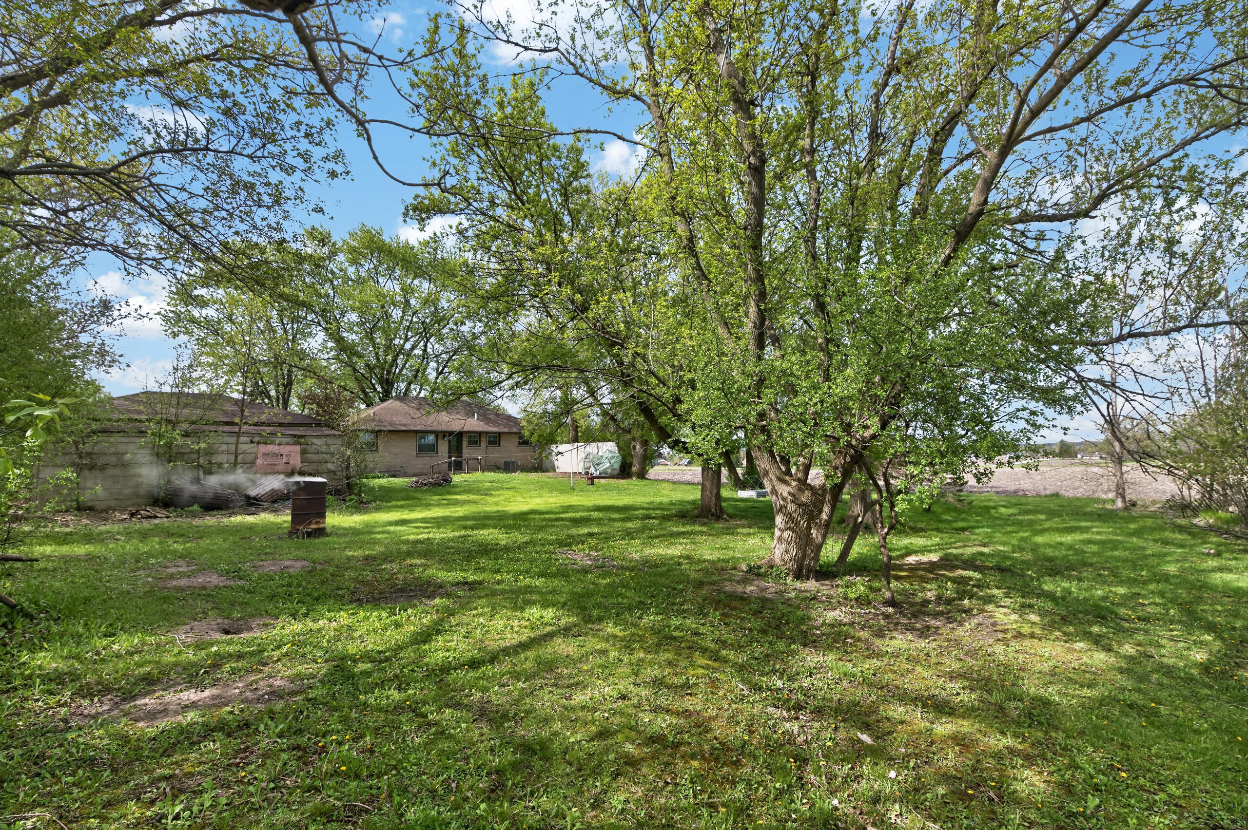 3440 West 5 Mile Road Raymond, WI 53108 - Photo 22 of 27 Yard