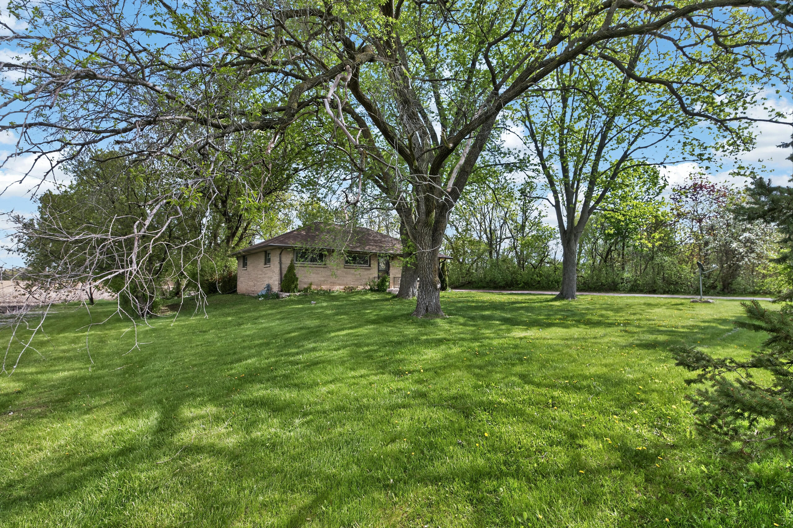 3440 West 5 Mile Road Raymond, WI 53108 - Photo 24 of 27 Yard