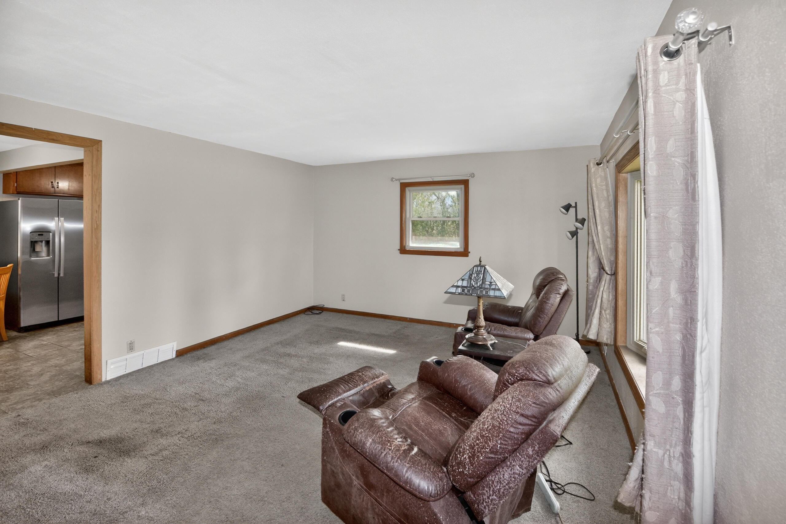 3440 West 5 Mile Road Raymond, WI 53108 - Photo 7 of 27 Living Room