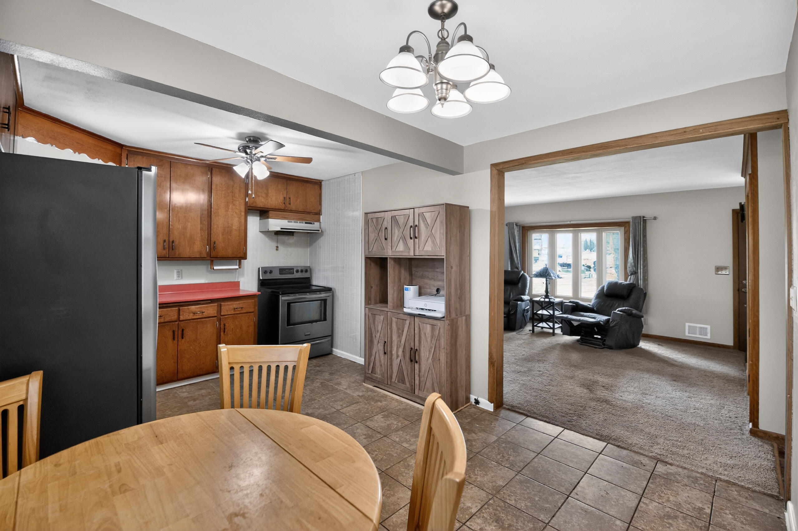3440 West 5 Mile Road Raymond, WI 53108 - Photo 9 of 27 Kitchen