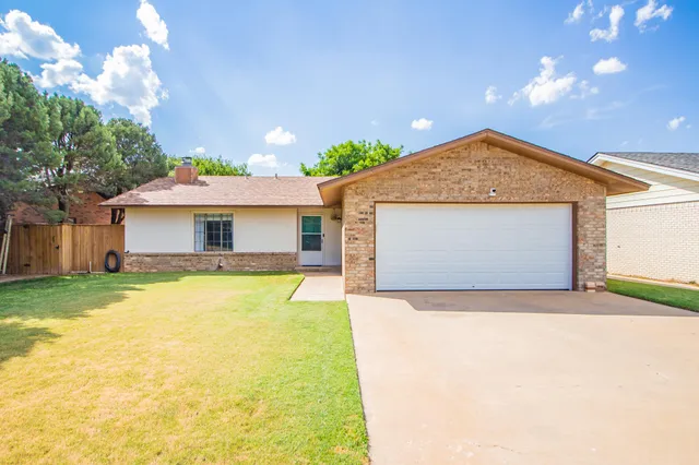 $177,500 | 2701 Mesa Drive, Plainview, TX 79072