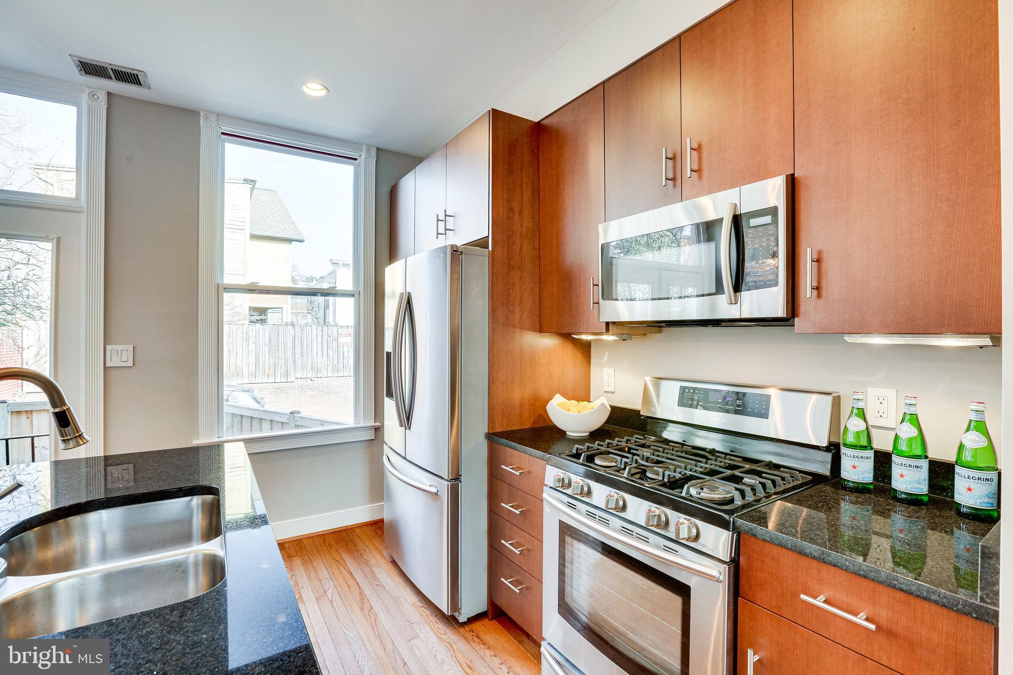 610 I Street Southeast Washington, DC 20003 - Photo 20 of 72