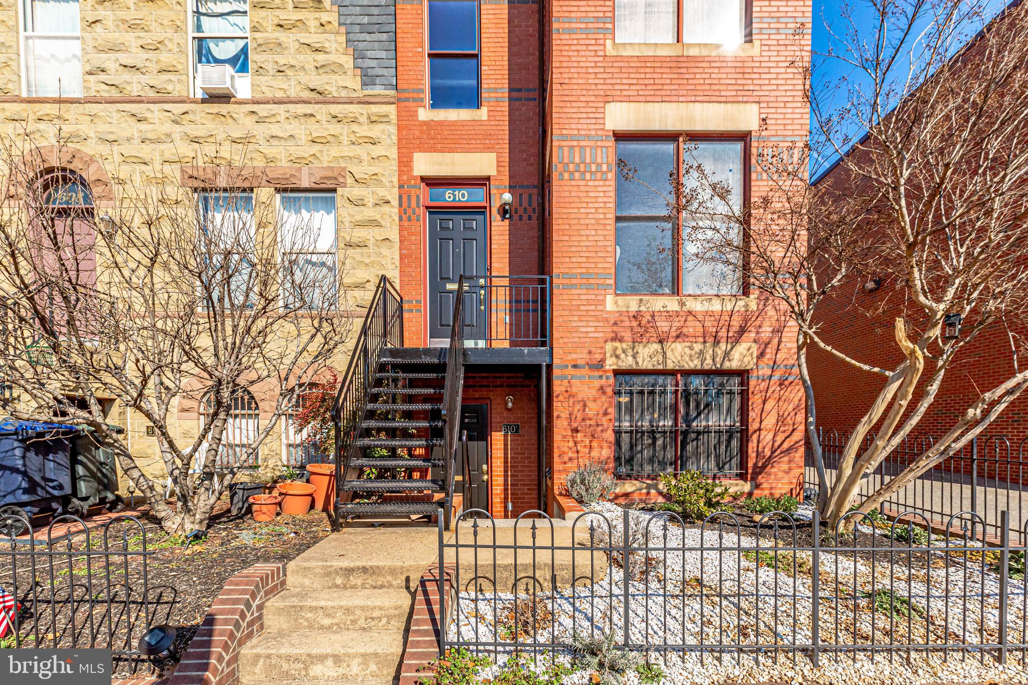 610 I Street Southeast Washington, DC 20003 - Photo 3 of 72