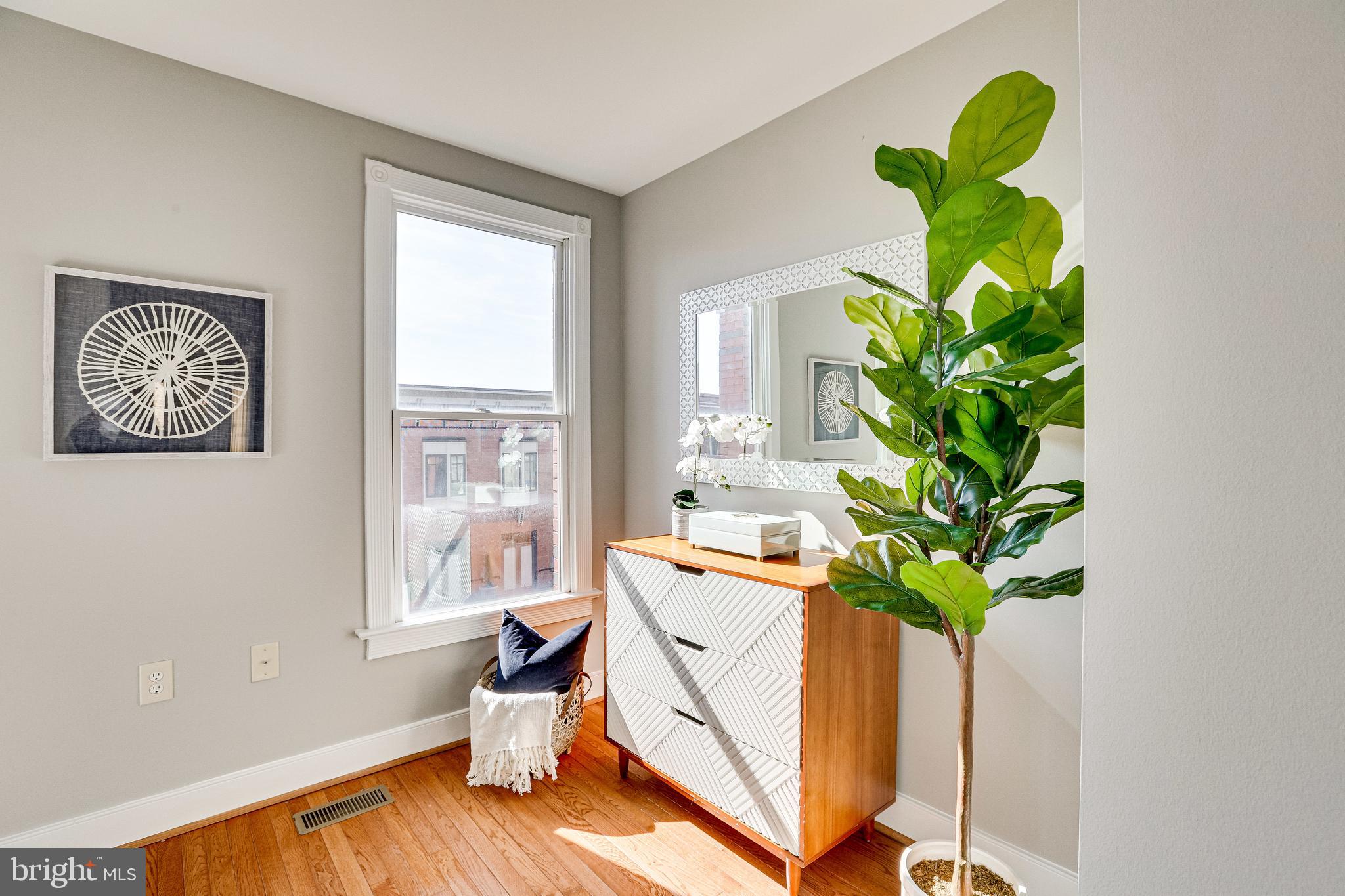 610 I Street Southeast Washington, DC 20003 - Photo 31 of 72