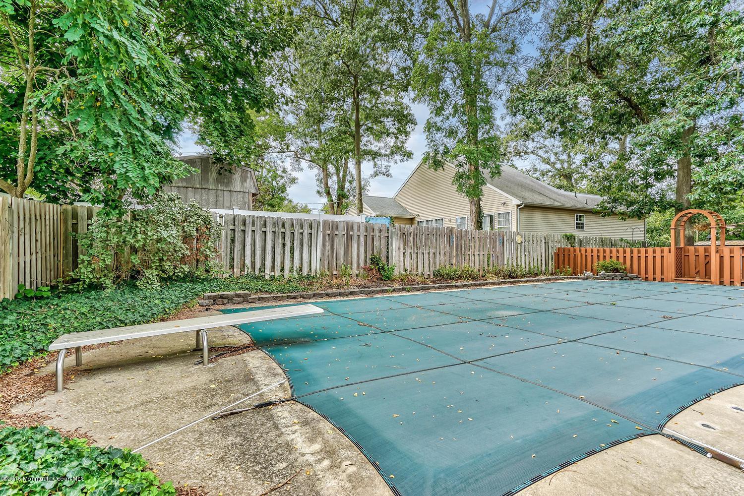 4 Callaghan Road Brick, NJ 08724 - Photo 34 of 38 4 Callaghan Rd Brick NJ 08724-large-036-