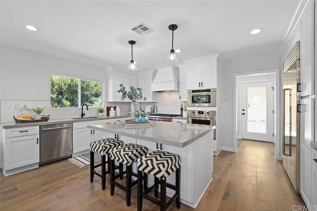 589 Colman Street Altadena, CA 91001 - Photo 12 of 47