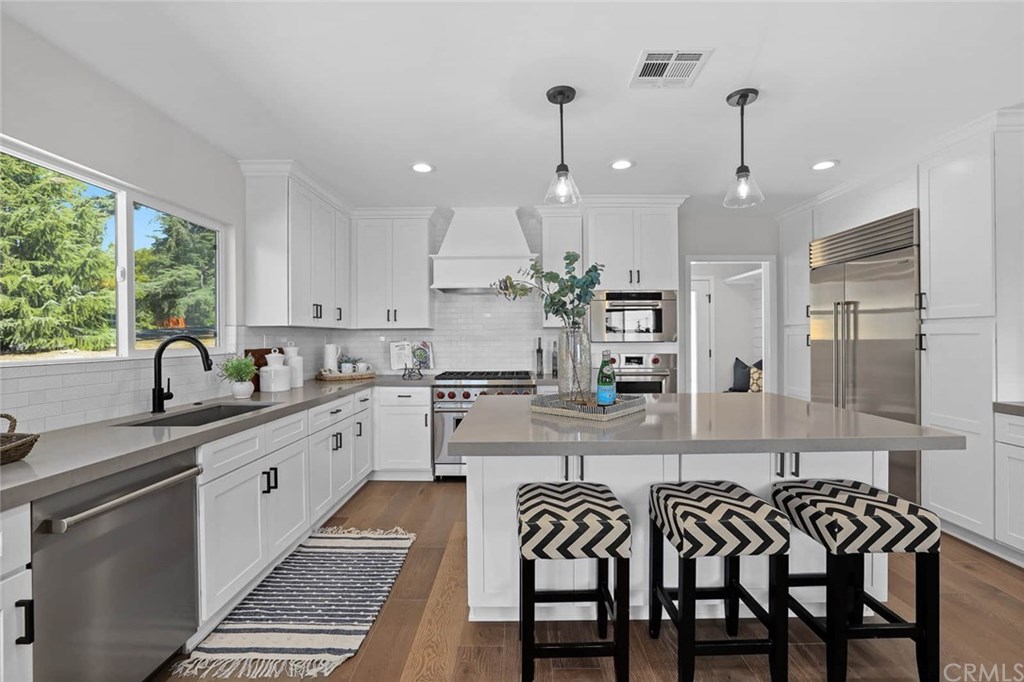 589 Colman Street Altadena, CA 91001 - Photo 13 of 47