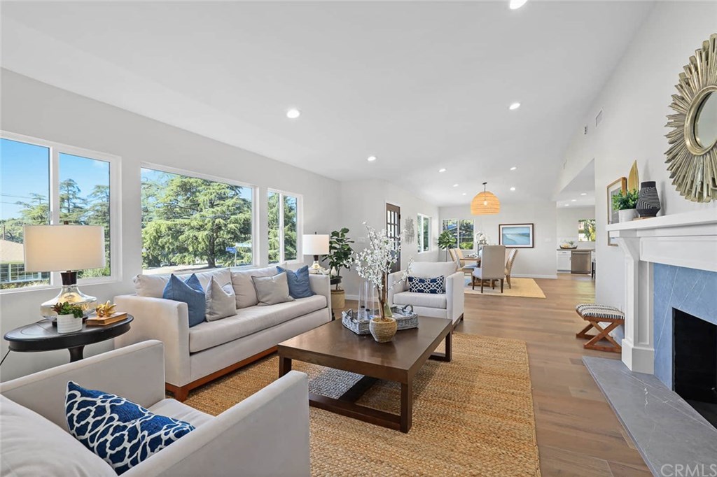 589 Colman Street Altadena, CA 91001 - Photo 5 of 47