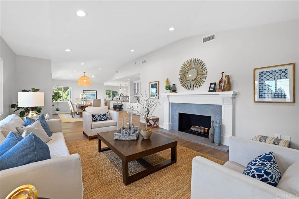 589 Colman Street Altadena, CA 91001 - Photo 6 of 47