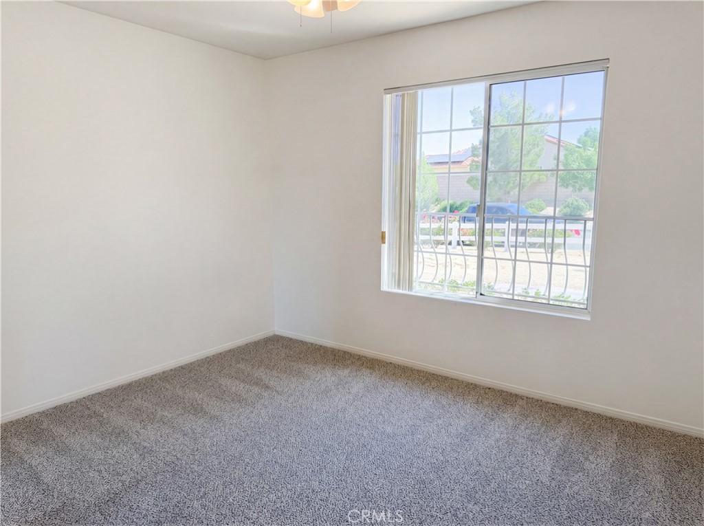15358 Lookout Road Apple Valley, CA 92307 - Photo 17 of 28