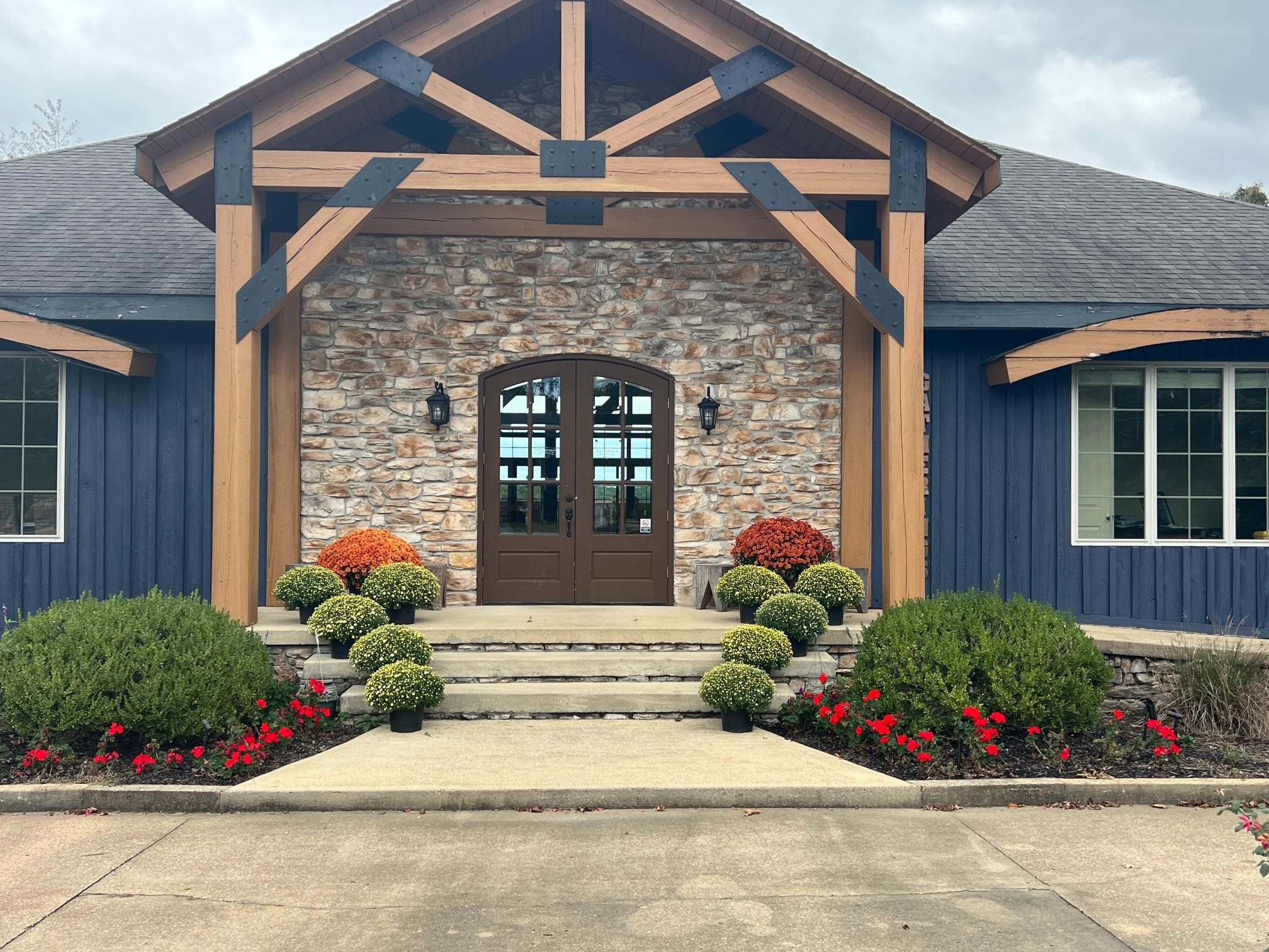 900 Olde Tennessee Trail Springville, TN 38256 - Photo 28 of 33 a front view of a house