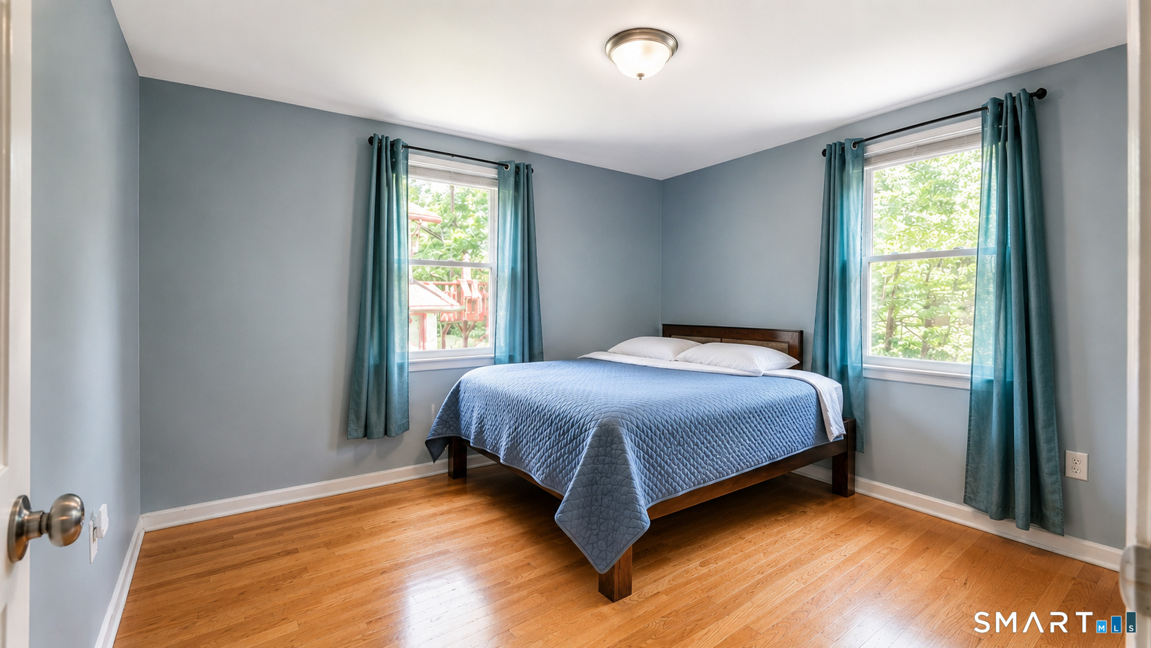 6 Sinclair Street Windsor, CT 06095 - Photo 6 of 22 Gallery Image 6