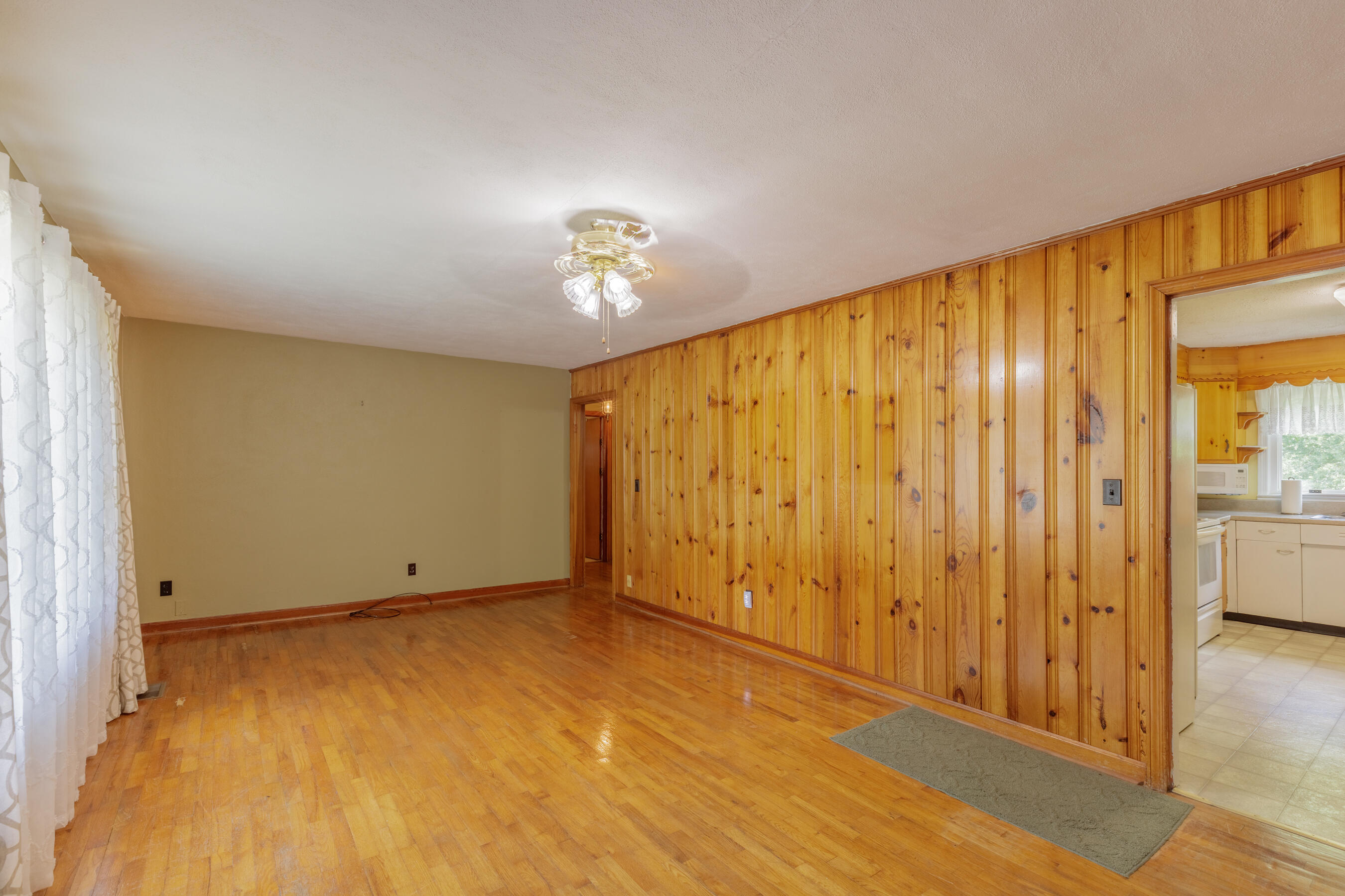 949 Ely Road Hixson, TN 37343 - Photo 4 of 29 949 Ely HD-14
