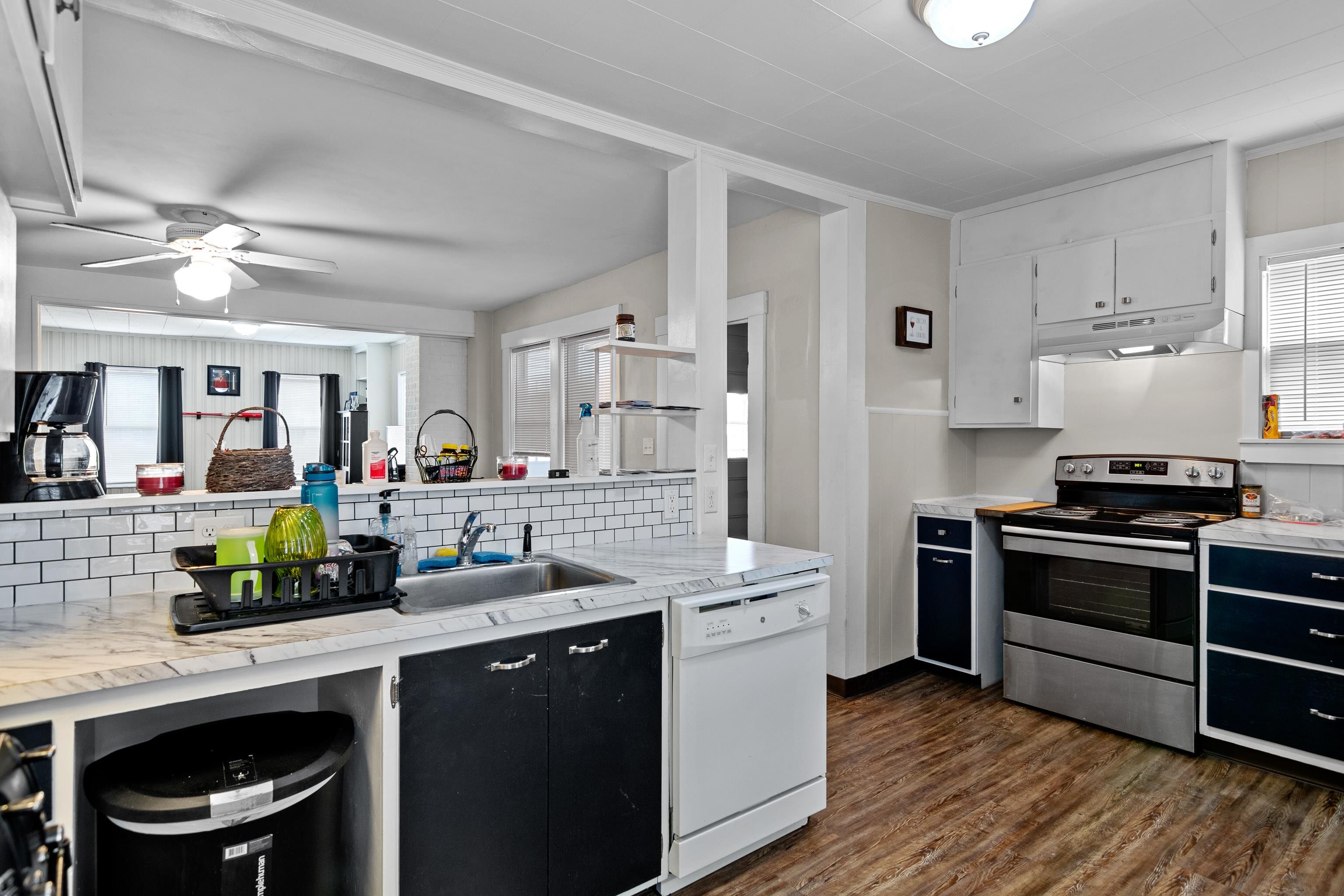 24 Charles Street Rochester, NH 03867 - Photo 5 of 39