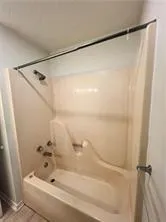 $1,850 | 607 Bentwood Drive, Covington, LA 70433