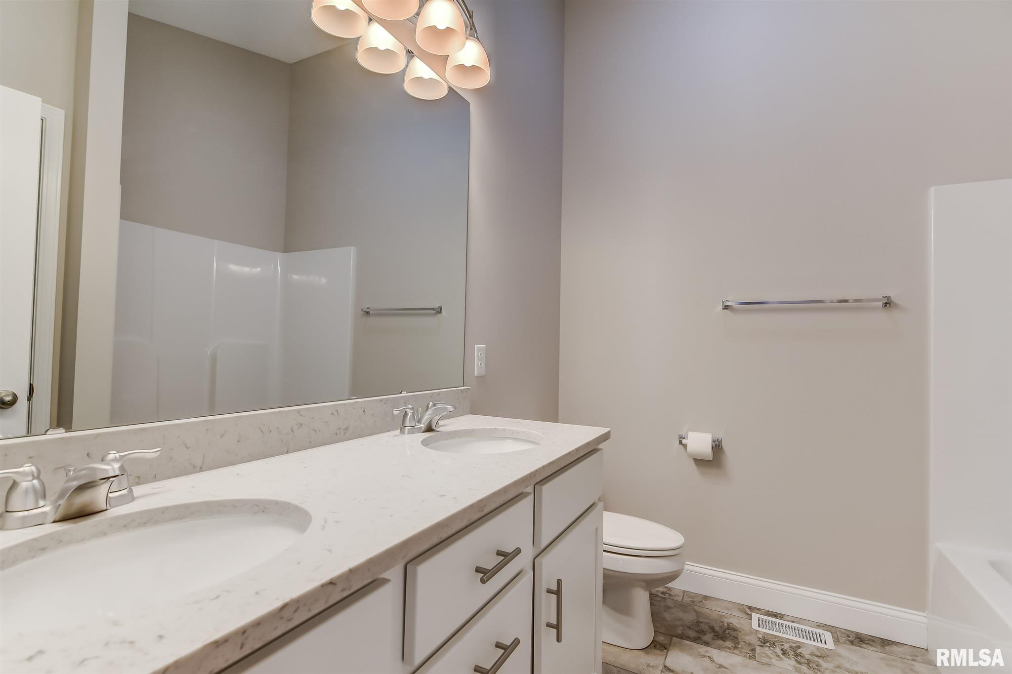 3516 Peach Tree Drive Springfield, IL 62711 - Photo 14 of 34 Gallery Image 14