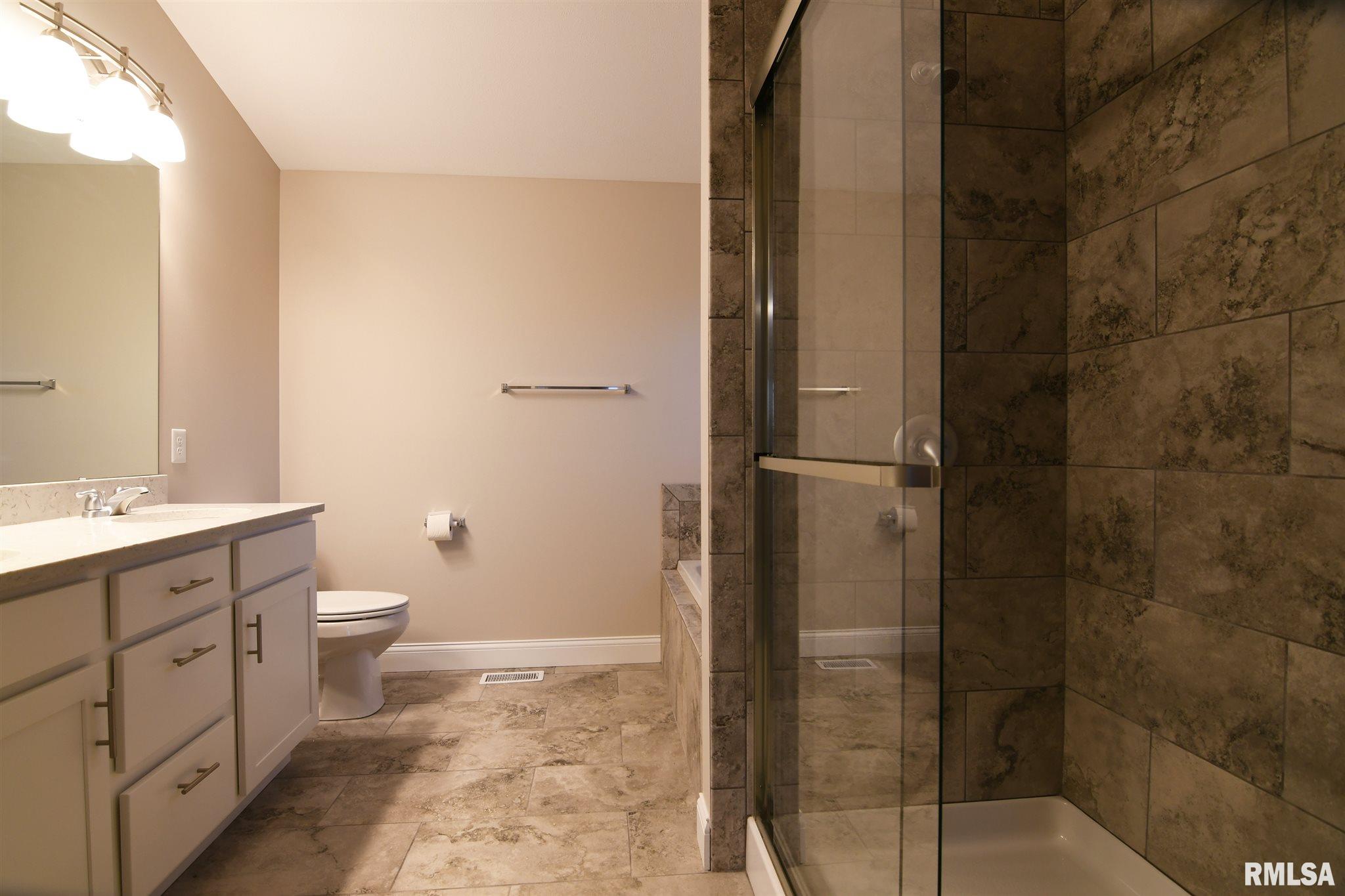 3516 Peach Tree Drive Springfield, IL 62711 - Photo 18 of 34 Gallery Image 18