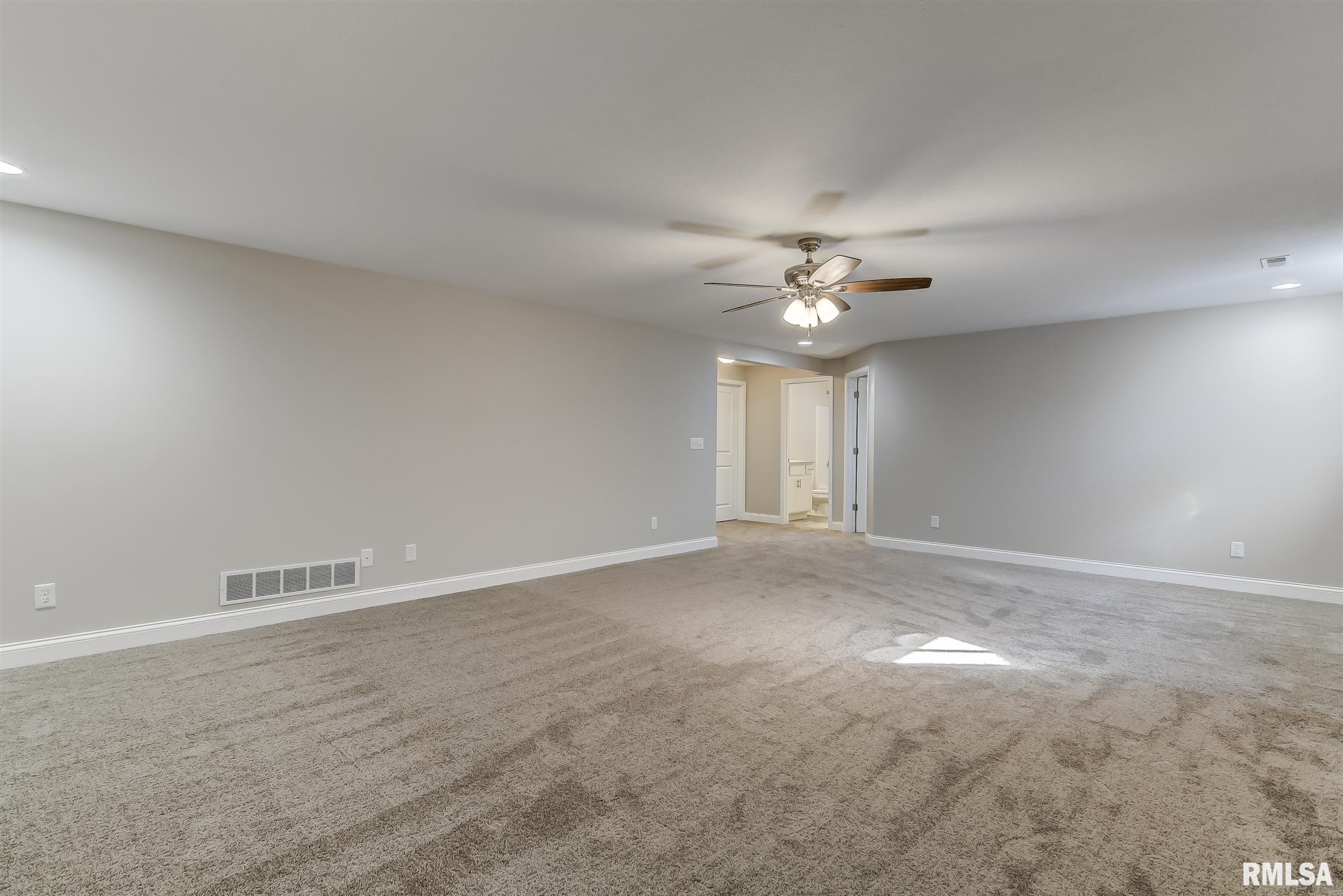 3516 Peach Tree Drive Springfield, IL 62711 - Photo 29 of 34 Gallery Image 29