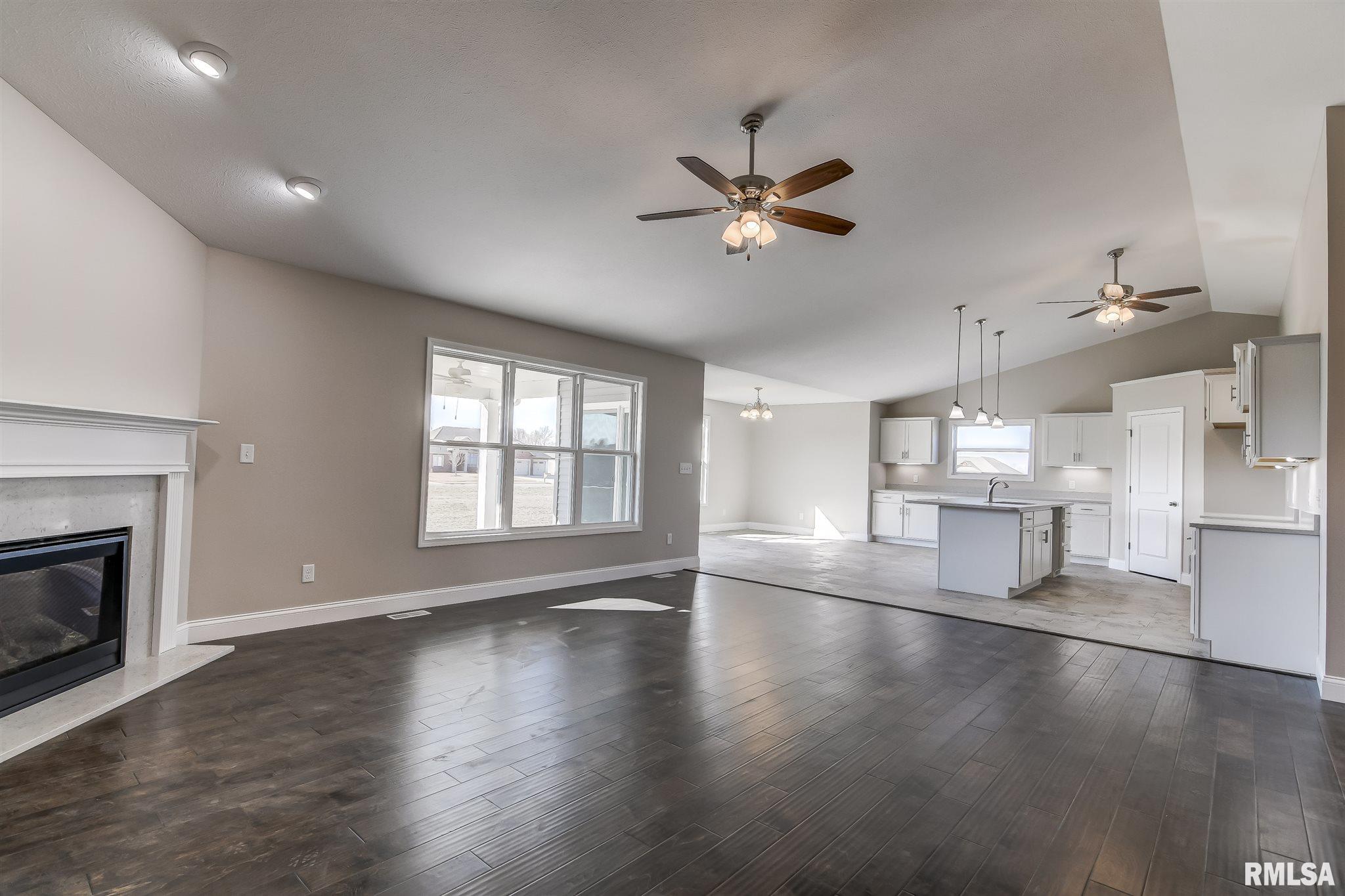 3516 Peach Tree Drive Springfield, IL 62711 - Photo 5 of 34 Gallery Image 5