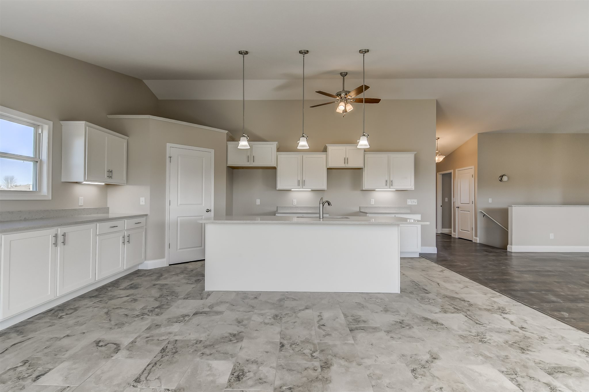 3516 Peach Tree Drive Springfield, IL 62711 - Photo 9 of 34 Gallery Image 9