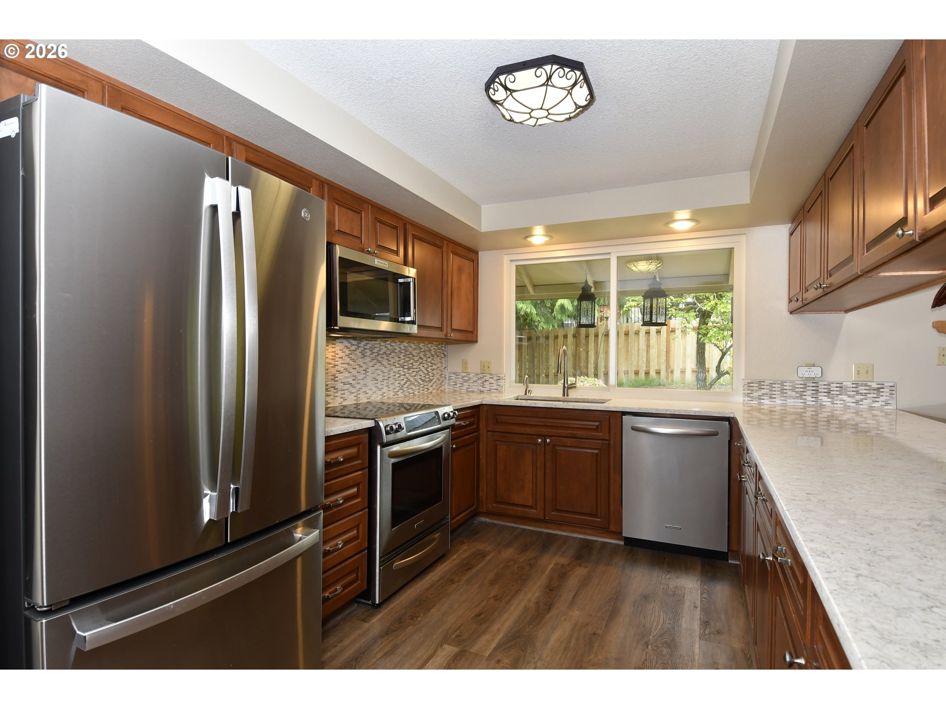 3312 Southwest 26th Street Gresham, OR 97080 - Photo 7 of 31