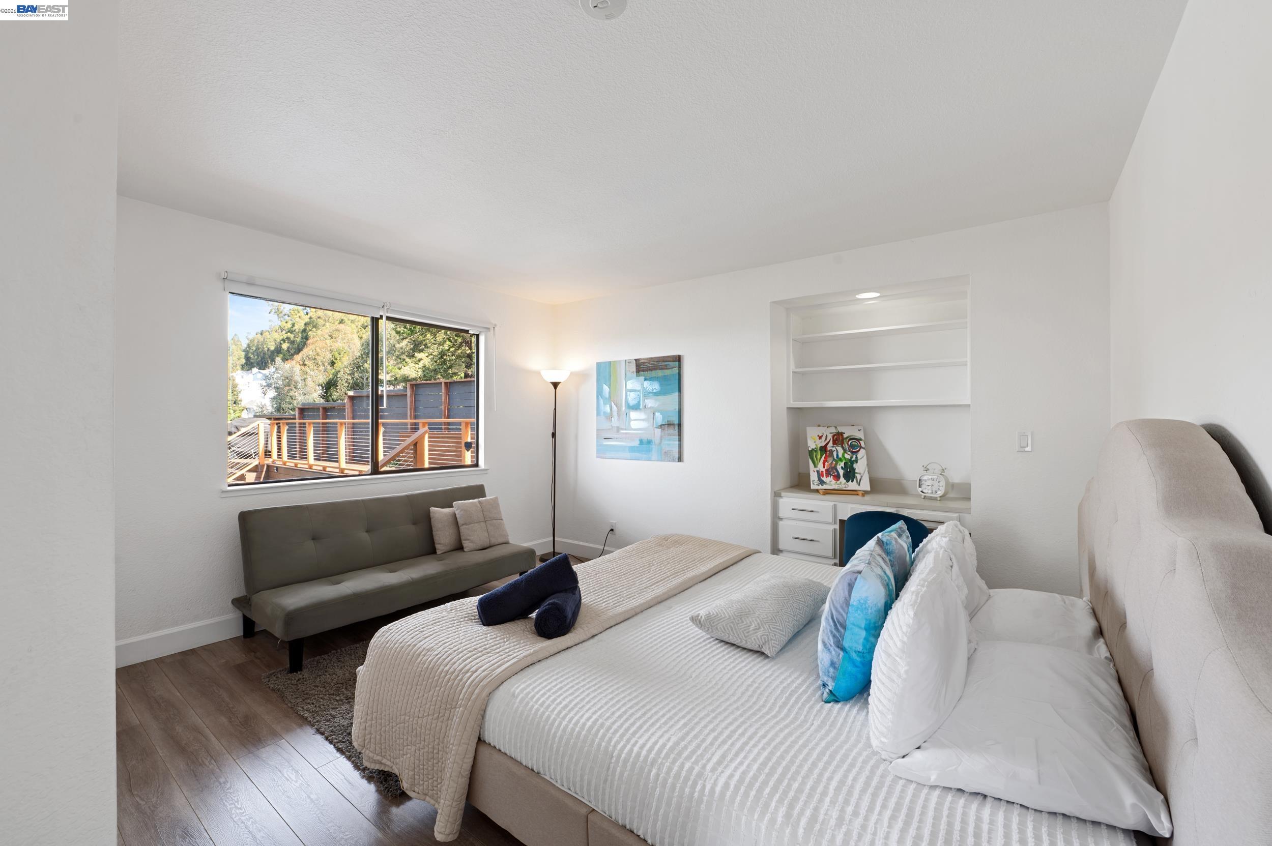 4384 Redwood Road Oakland, CA 94619 - Photo 29 of 54