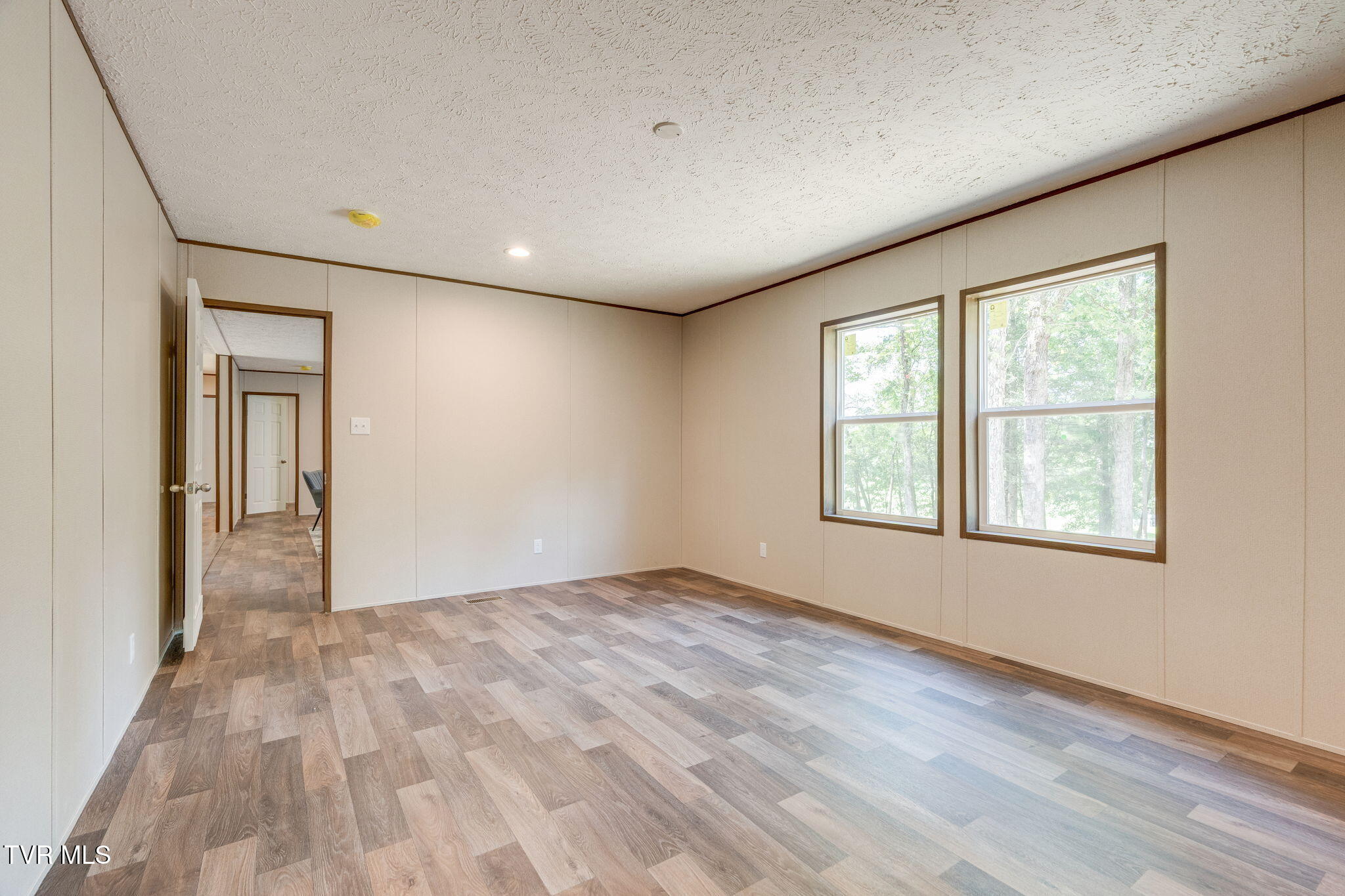 335 Laws Road Greeneville, TN 37743 - Photo 13 of 30 013