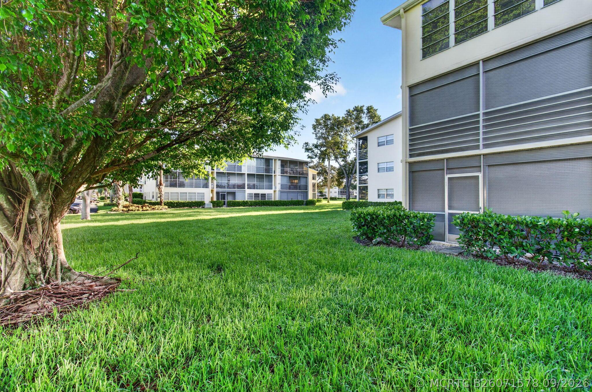 45 Dorset B Boca Raton, FL 33434 - Photo 53 of 70 52-web-or-mls-DSC_8945