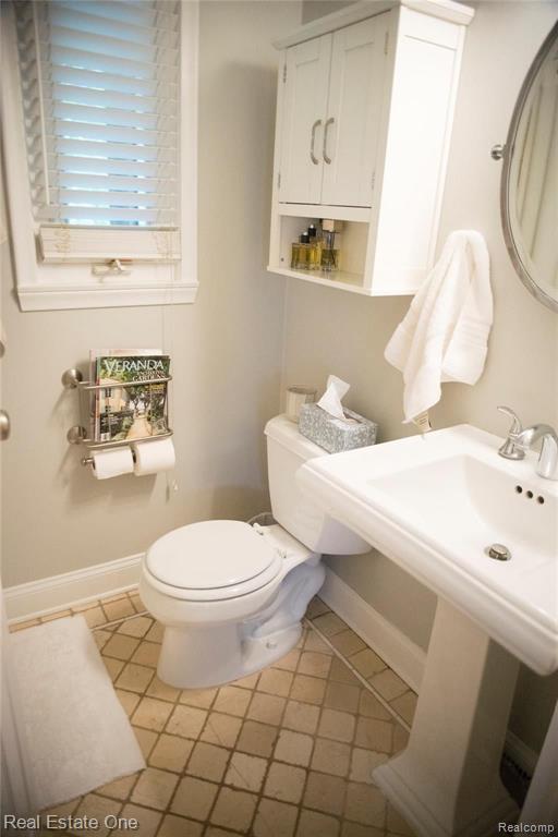 1716 Graefield Road Birmingham, MI 48009 - Photo 19 of 27
