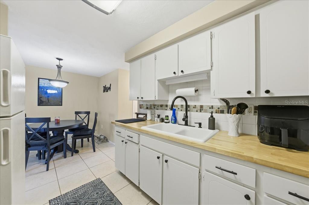 4219 Terrapin Place New Port Richey, FL 34652 - Photo 7 of 26