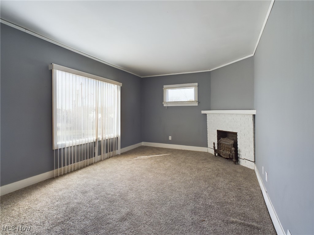 469 Arbor Road Cleveland, OH 44108 - Photo 6 of 47 Gallery Image 6