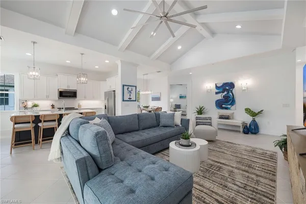 $1,150,000 | 6532 Dominica Drive, Unit 202, Naples, FL 34113